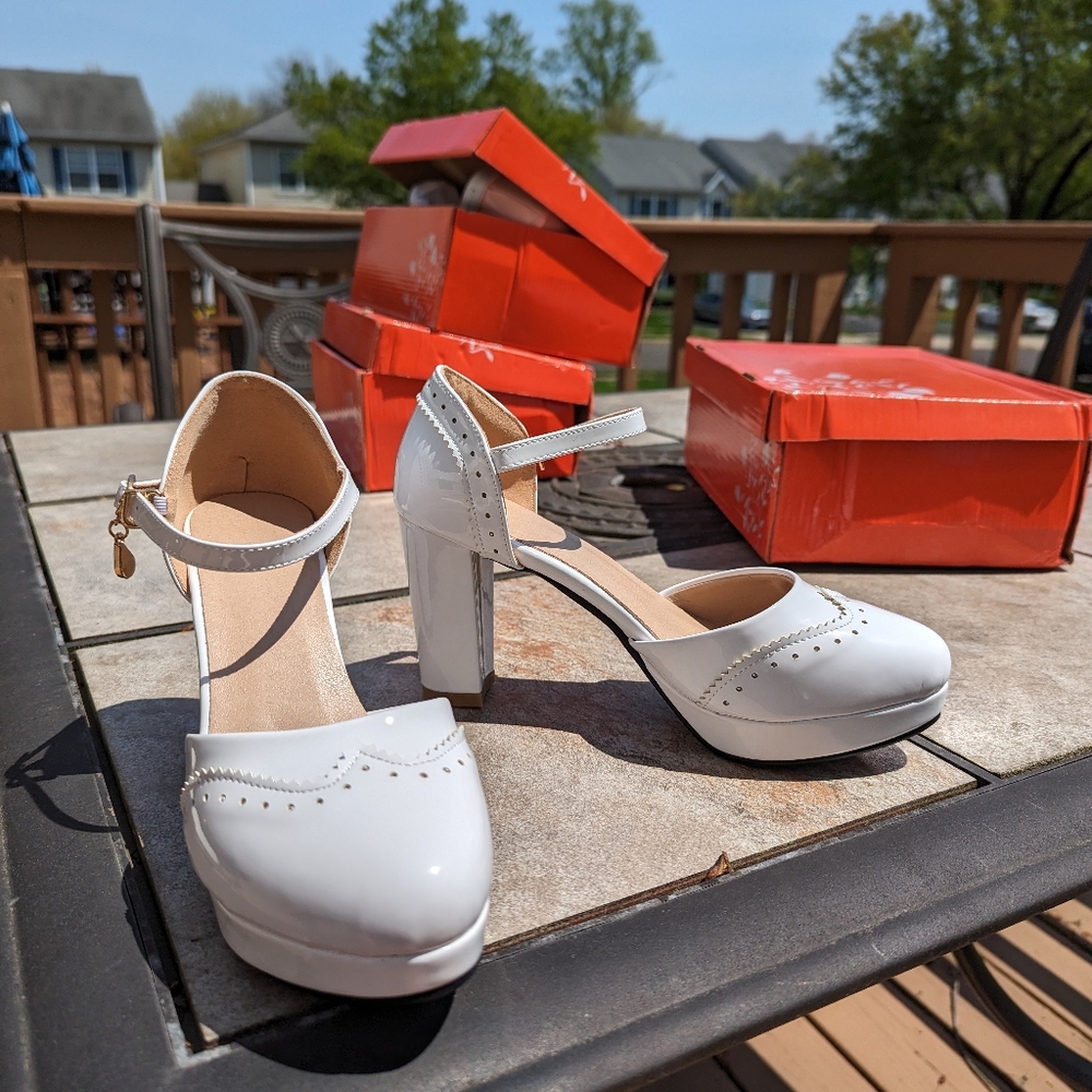 Retro Stage Mary Jane Heels White - Picture 2 of 2